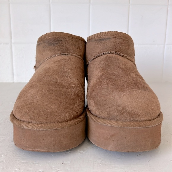 Public Desire Shorty Tan Faux Suede Ultra Mini
Chunky Ankle Boots - Picture 5 of 9